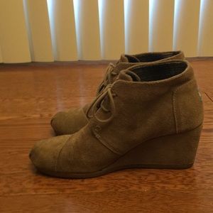 TOMS Wedge Shoes.